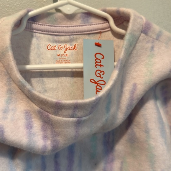 Cat & Jack Medium Girls Purple Tie-Dye Pullover Sweater - Picture 6 of 7